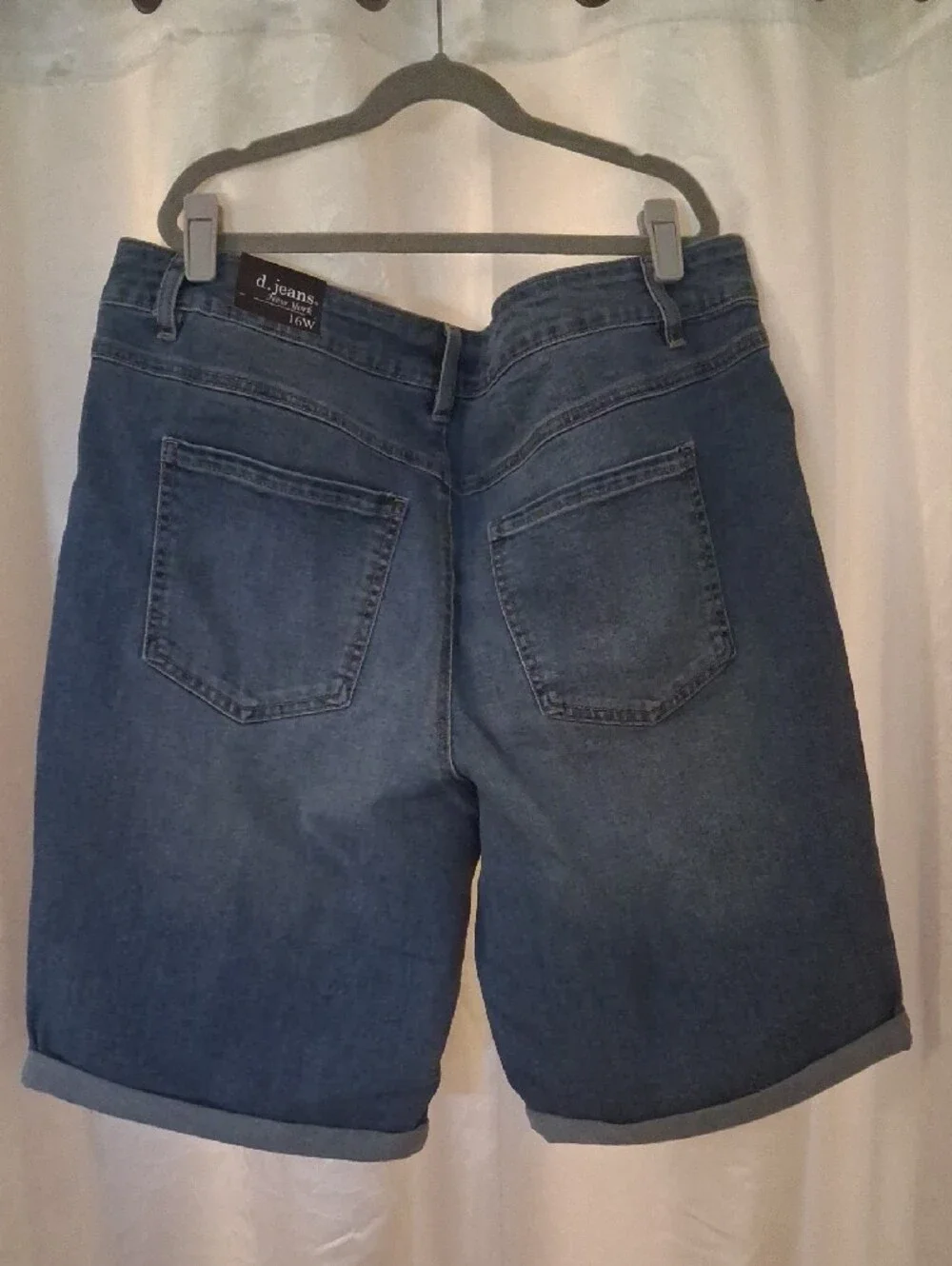 D. Jeans Women's Blue Denim Bermuda Shorts